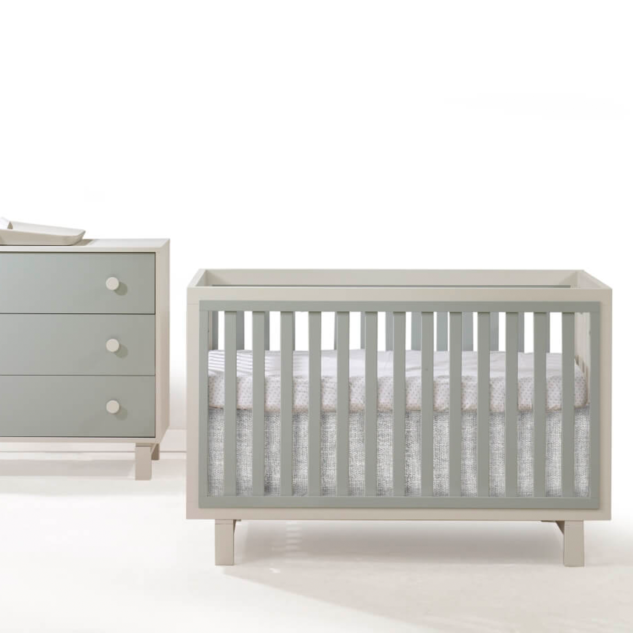 Bjorn Classic Crib & Dresser Set - Tots to Teens Furniture