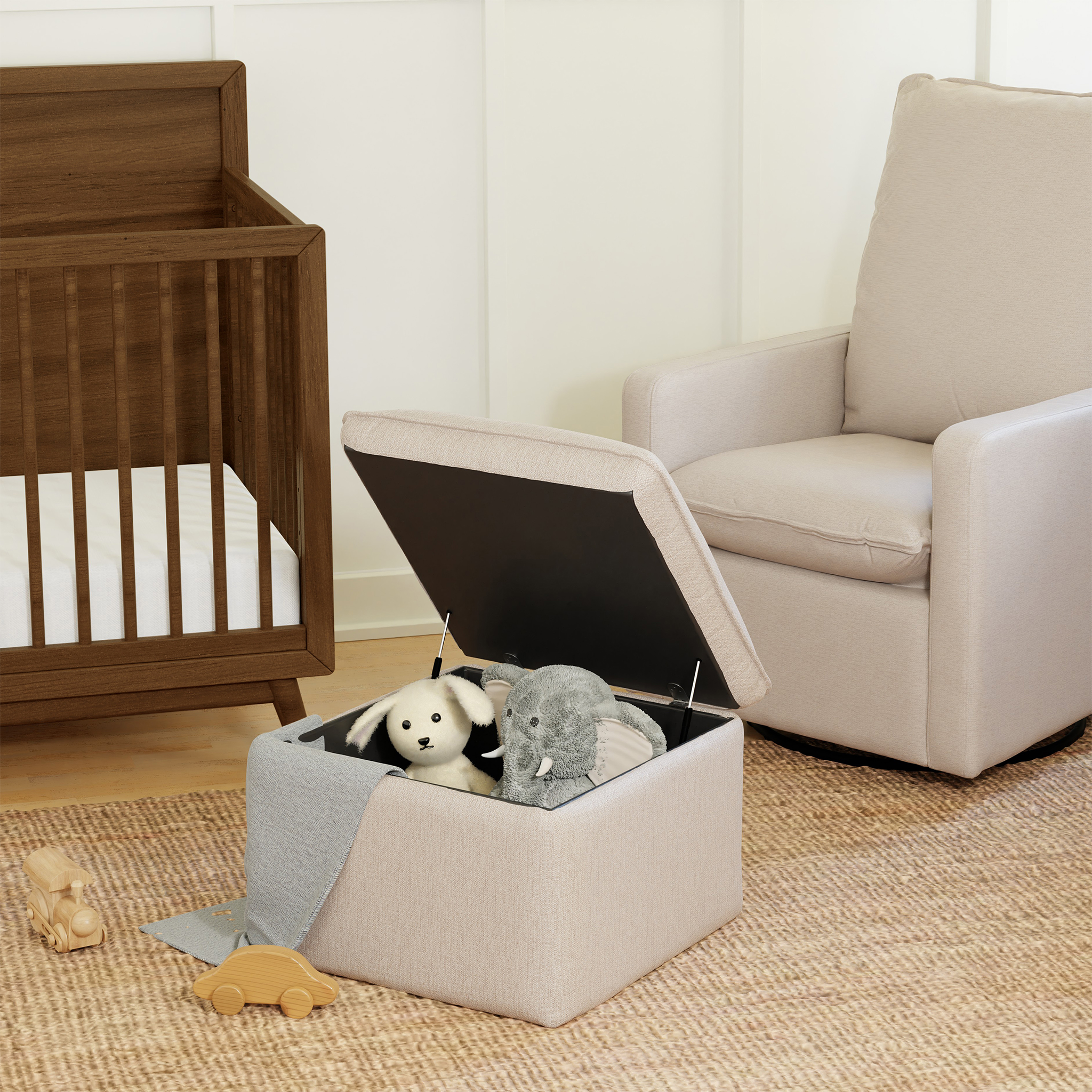 Cali Storage Ottoman - Tots to Teens Furniture