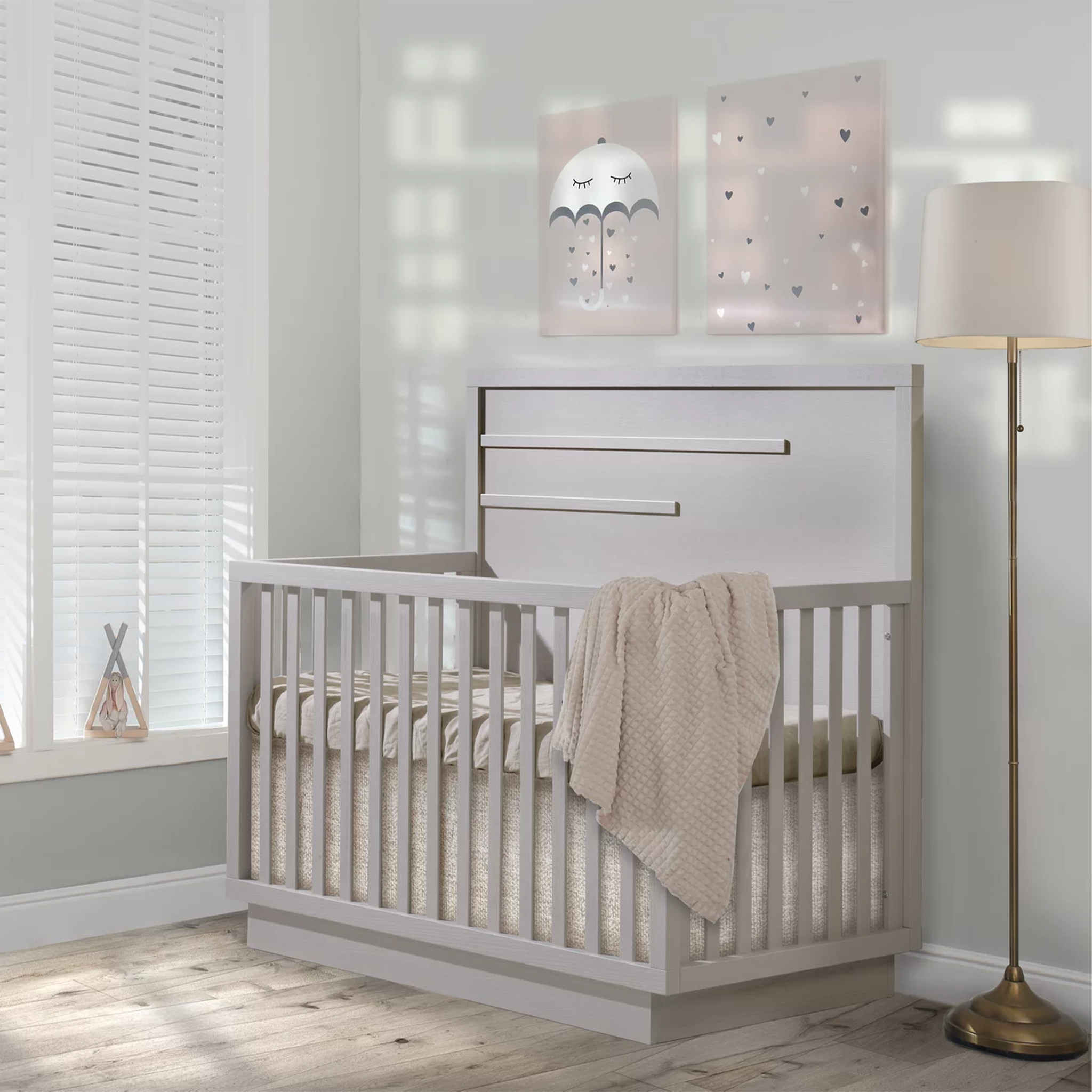 Como Convertible Crib with Horizontal Moulding - Tots to Teens Furniture