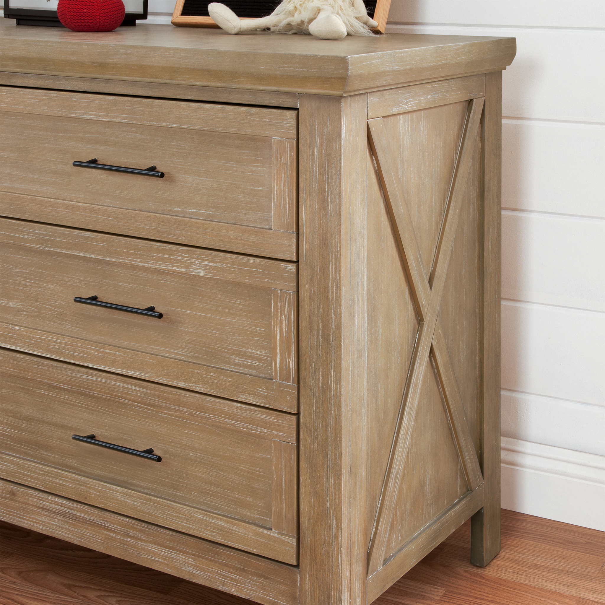Emory Farmhouse 6-Drawer Dresser - Tots to Teens Furniture
