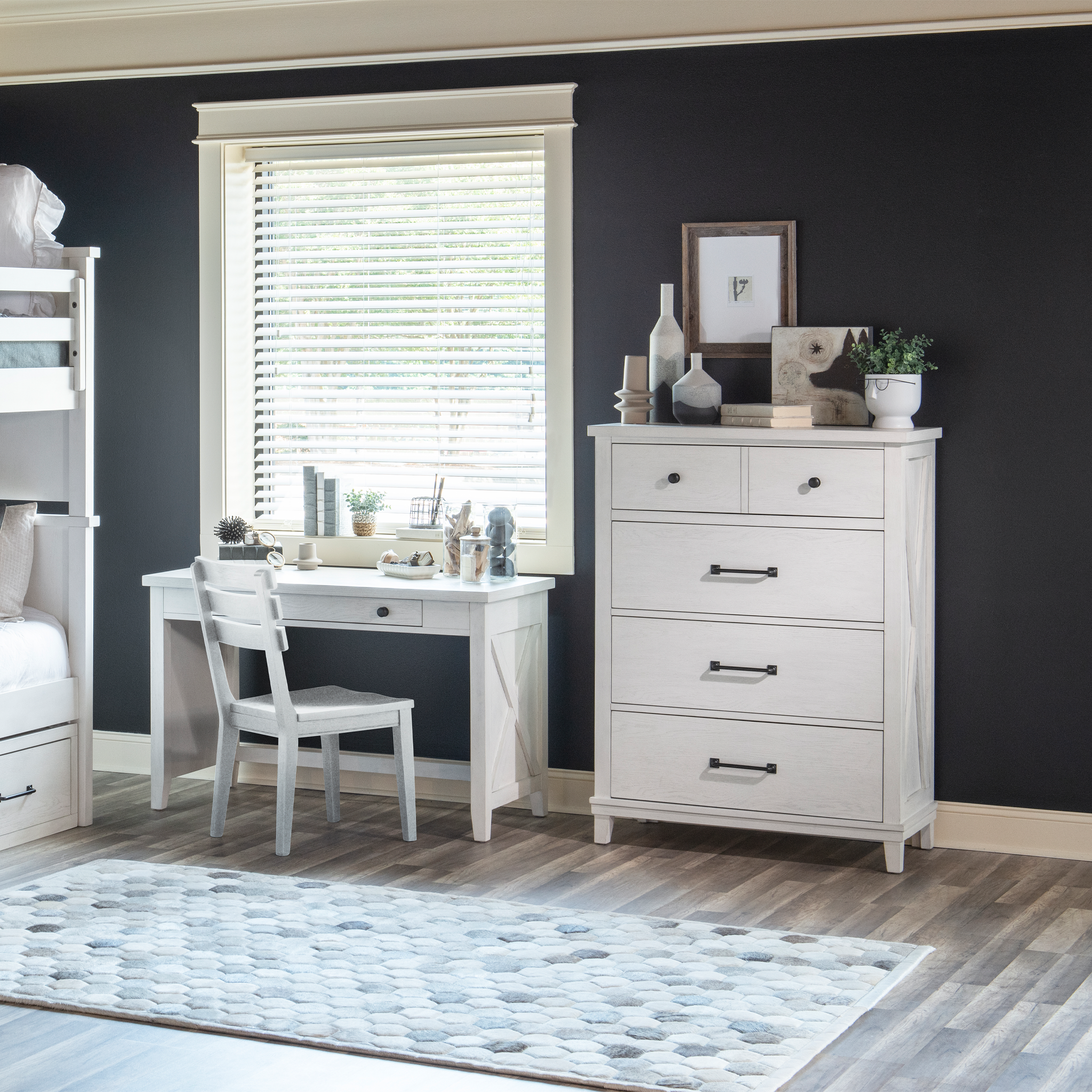 Flatiron 4 Drawer Chest - Tots to Teens Furniture