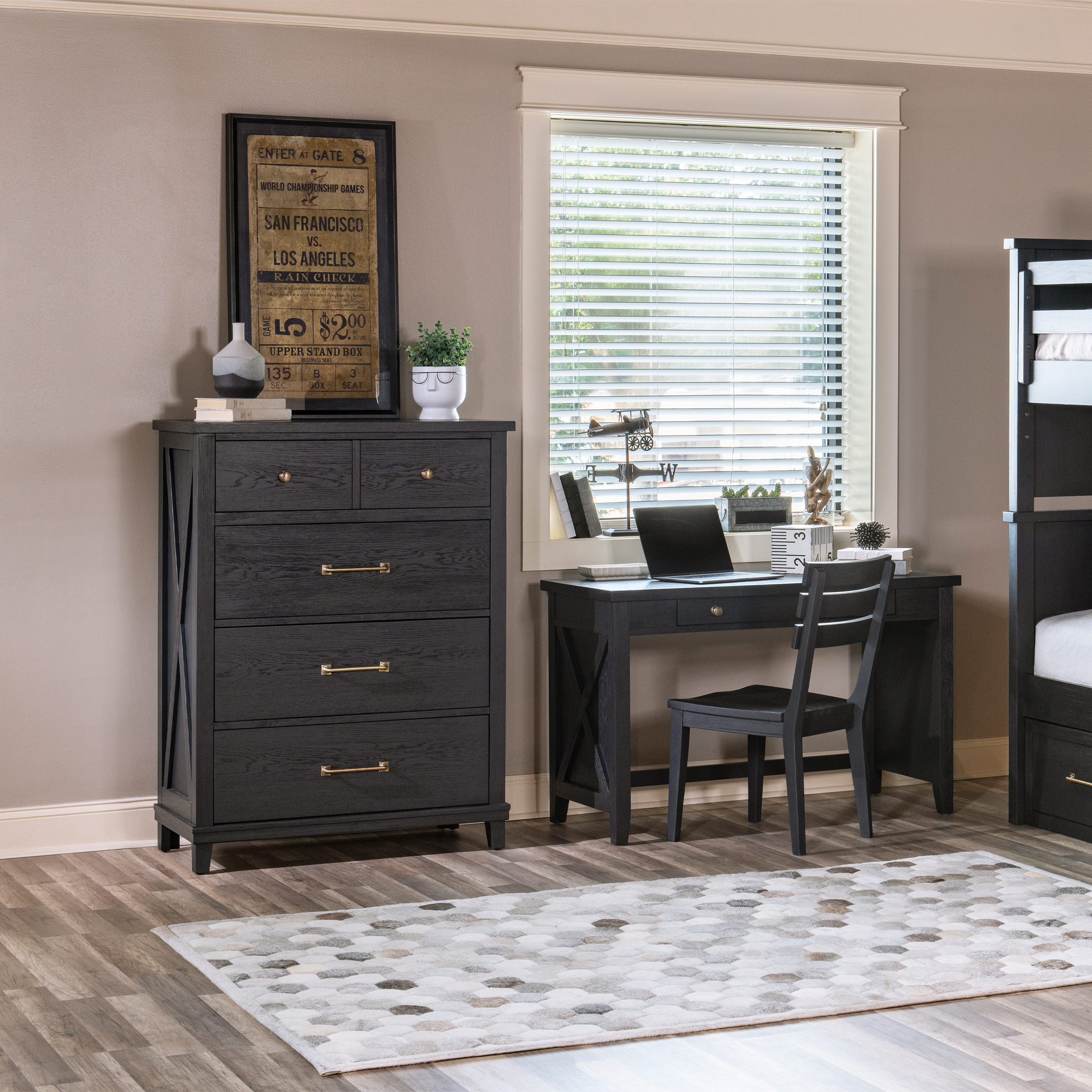 Flatiron 4 Drawer Chest - Tots to Teens Furniture