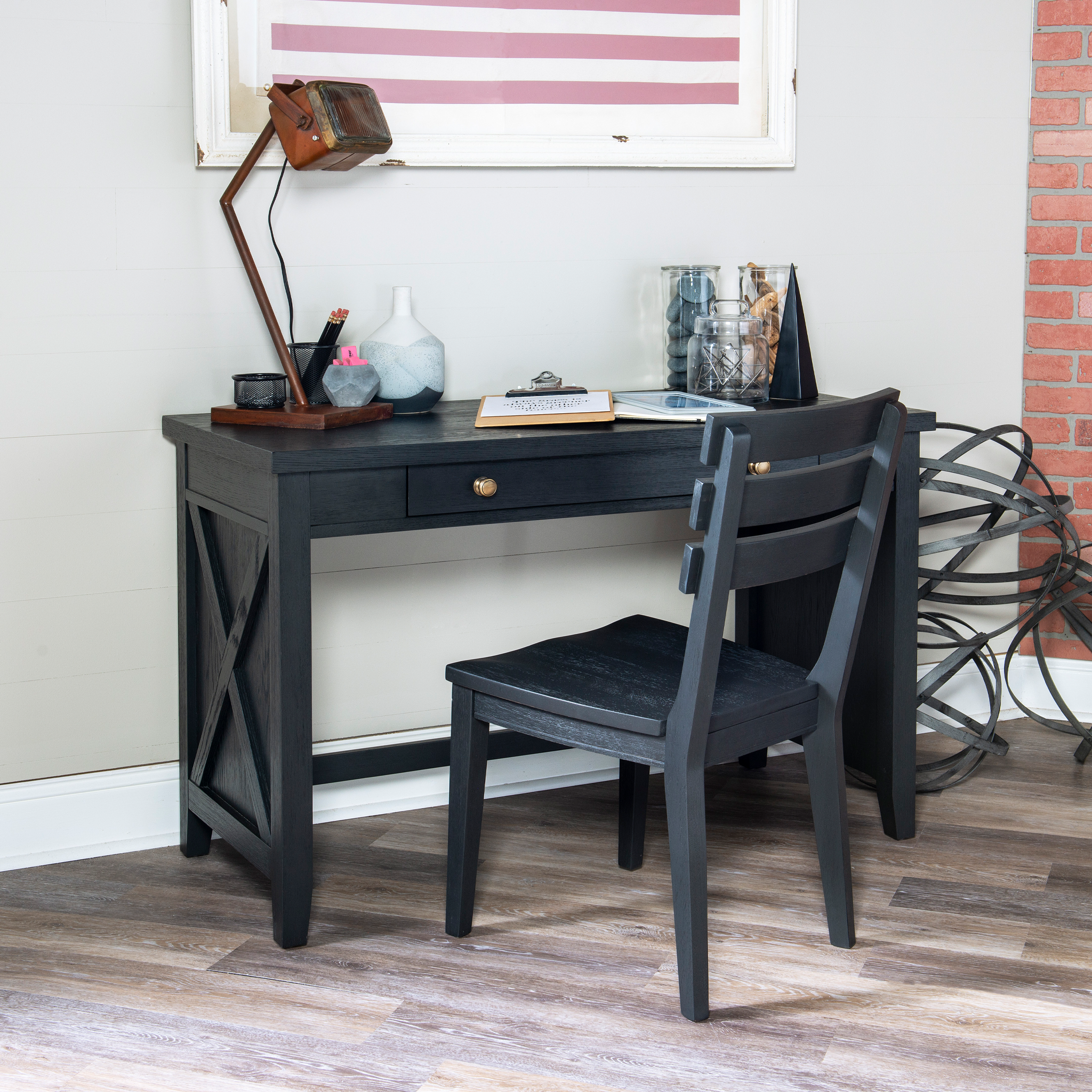 Flatiron Desk - Tots to Teens Furniture