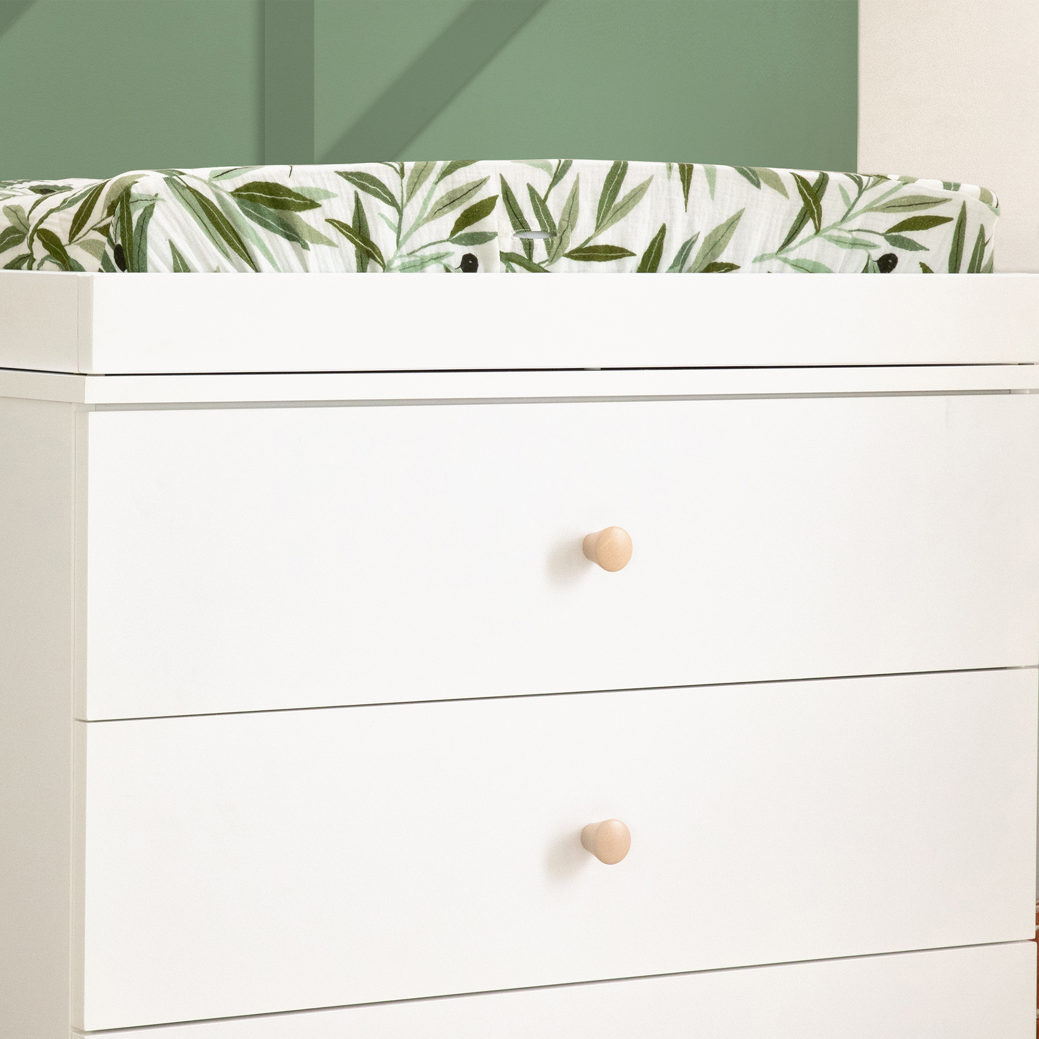 Gelato 3-Drawer Changer Dresser with Removable Changing Tray - Tots to Teens Furniture