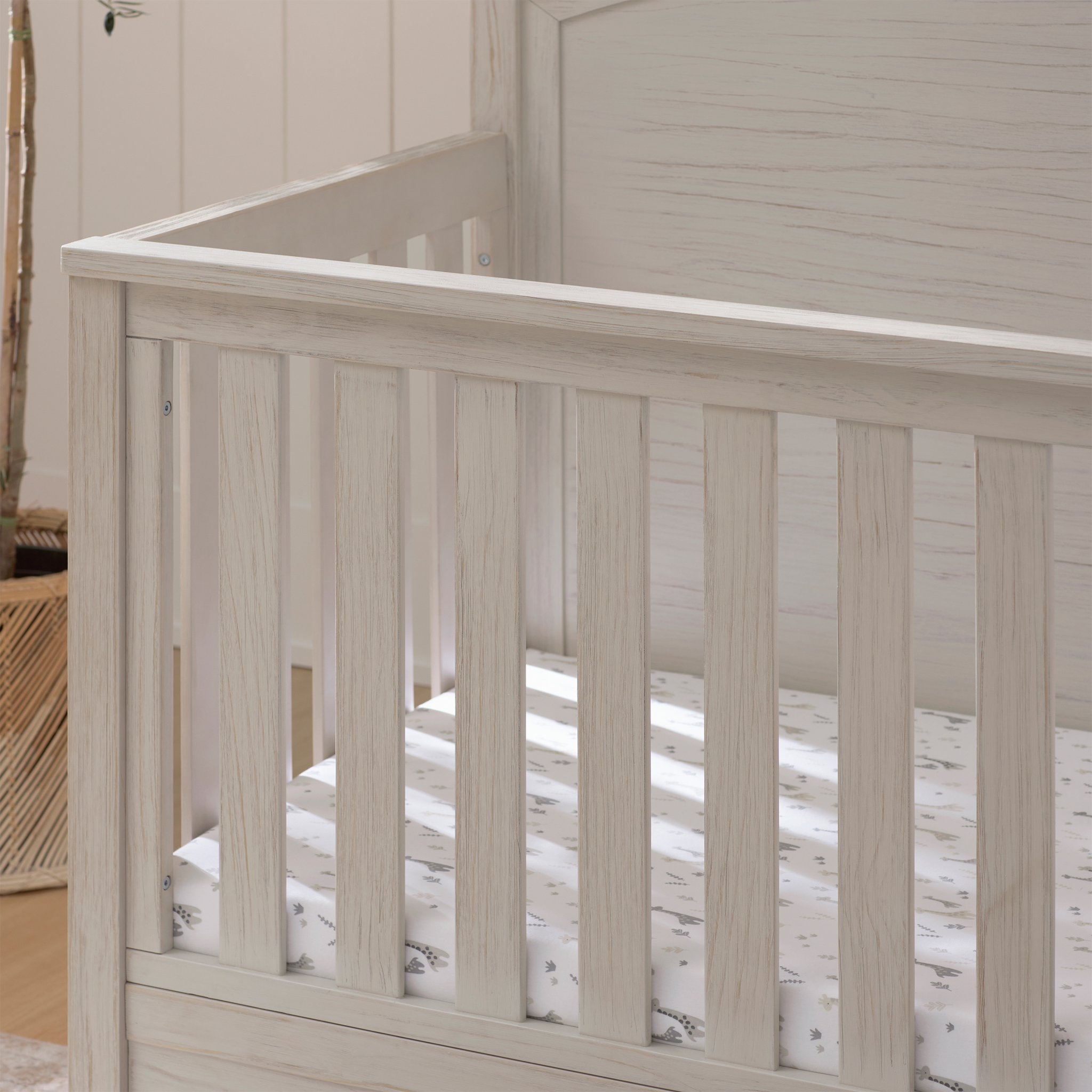 Hemsted 4-in-1 Convertible Crib - Tots to Teens Furniture