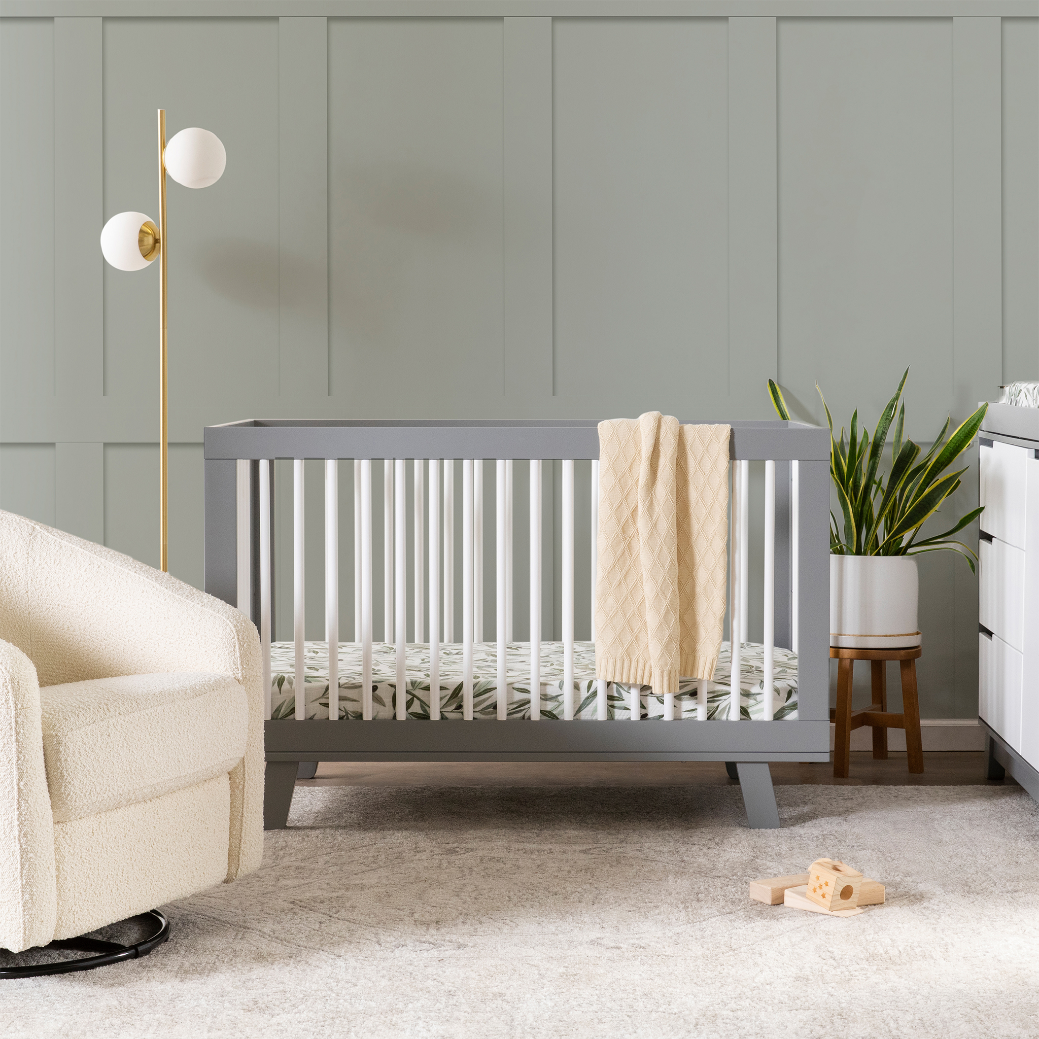 Hudson 3 in 1 Convertible Crib with Toddler Bed Conversion Kit - Tots to Teens Furniture