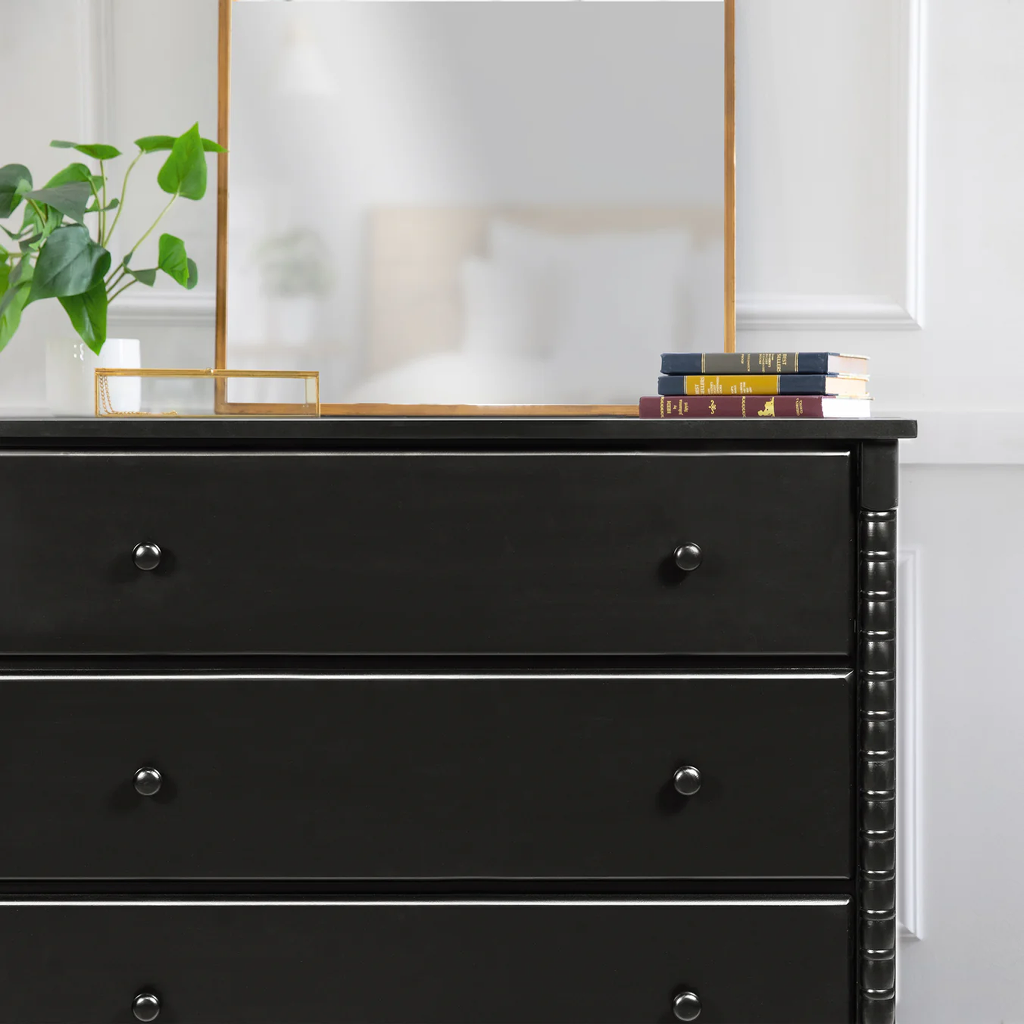 Jenny Lind 3 Drawer Spindle Dresser - Tots to Teens Furniture
