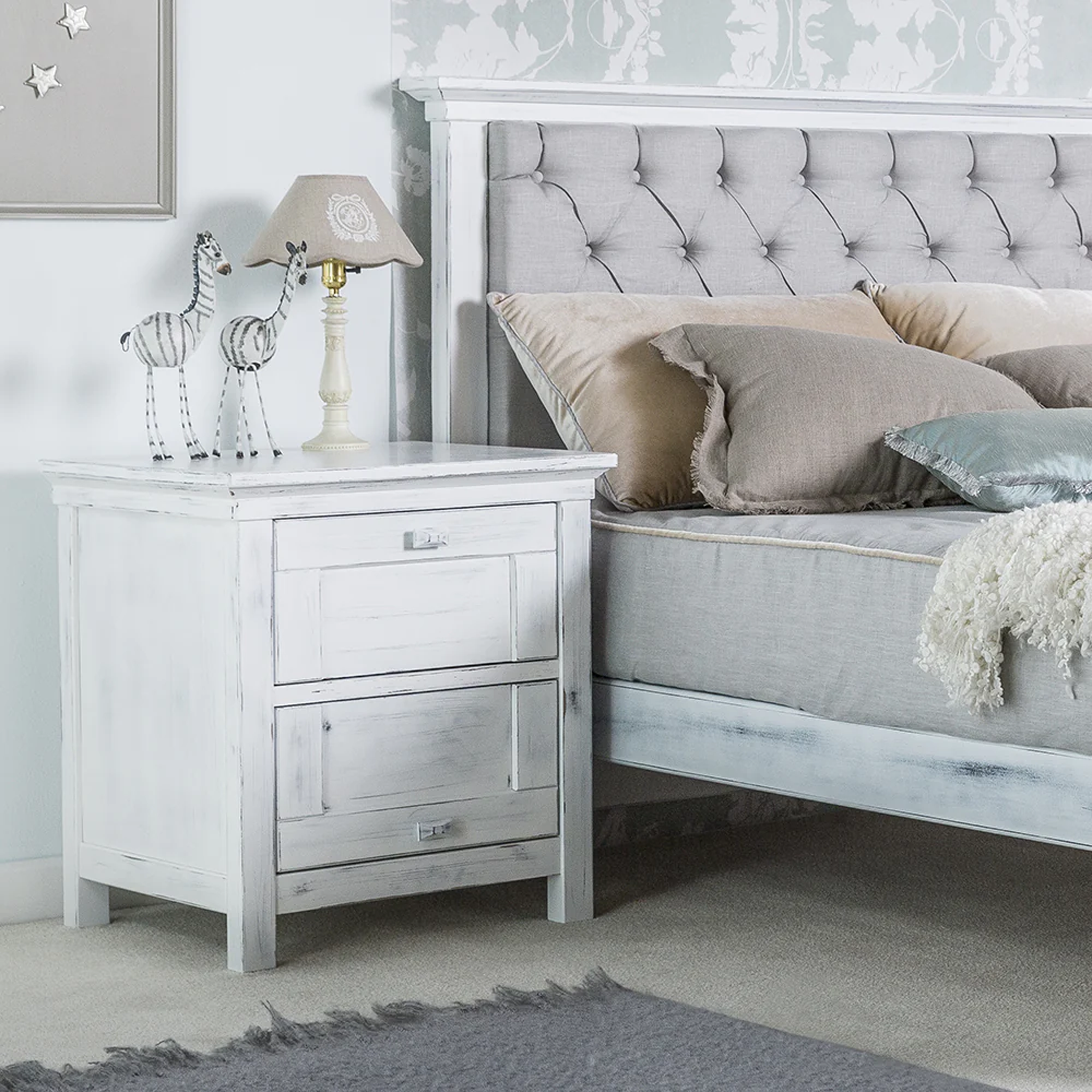 Romina Karisma Nightstand - Tots to Teens Furniture
