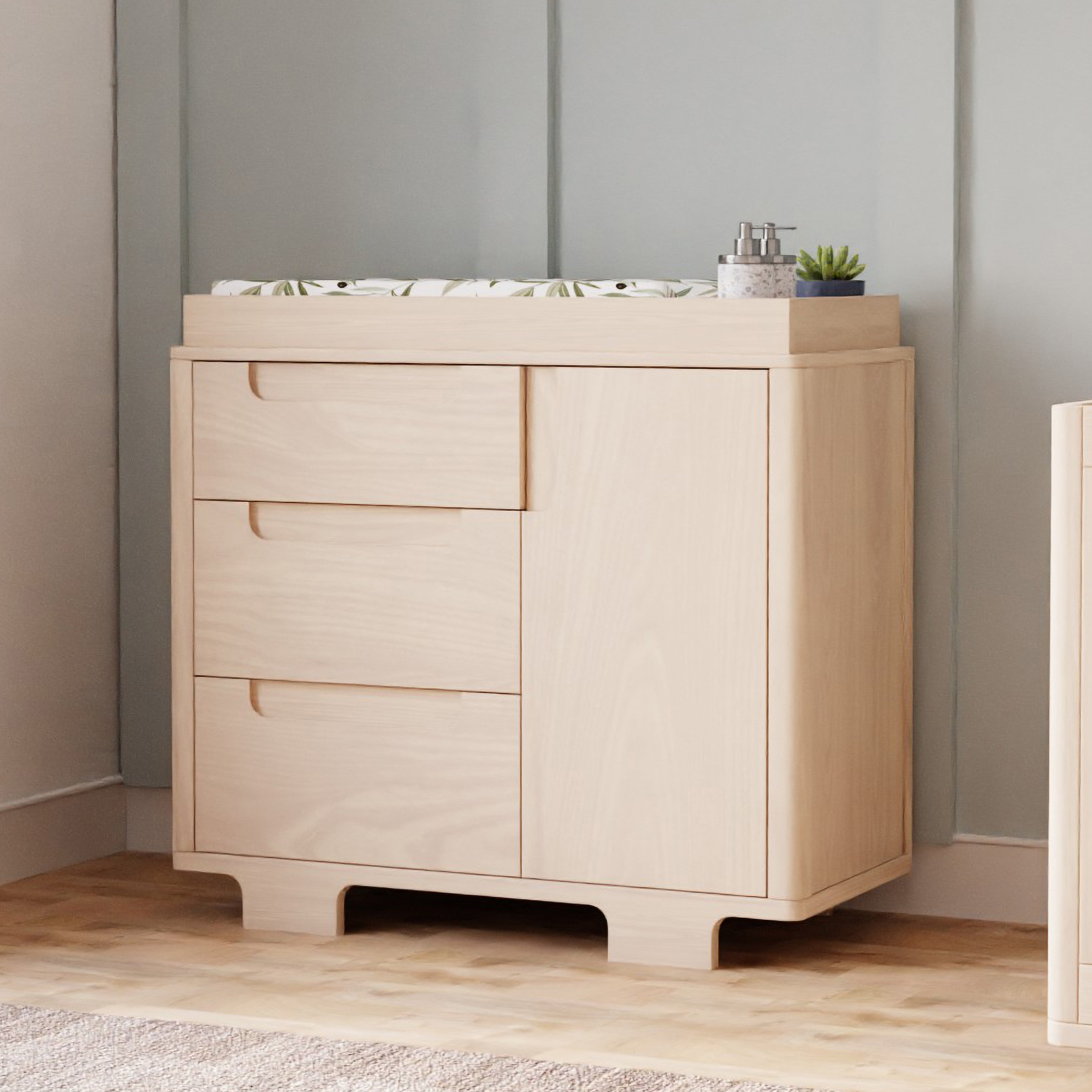 Yuzu 3 Drawer Changer Dresser - Tots to Teens Furniture