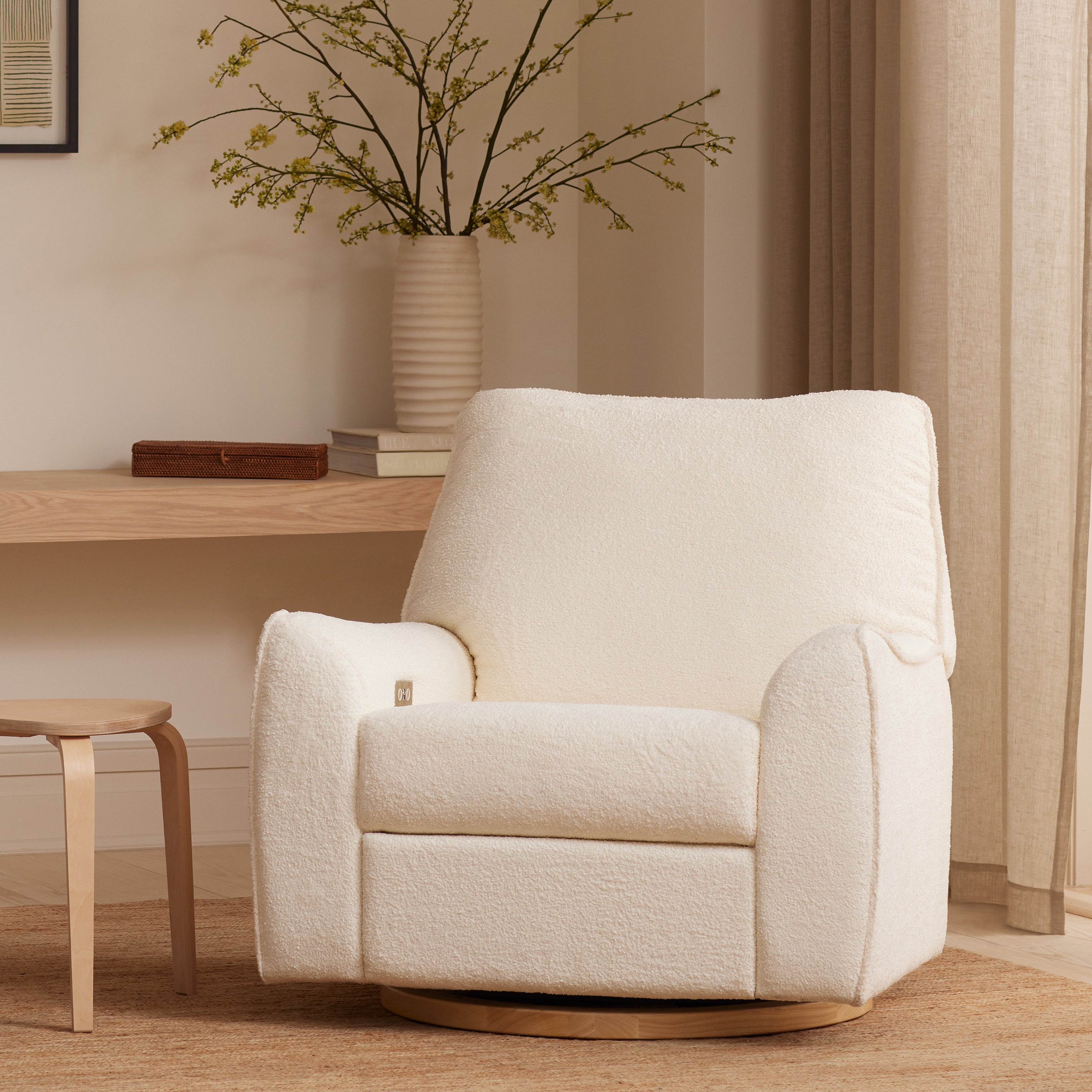 Sunday Power Recliner and Swivel Glider - Tots to Teens Furniture