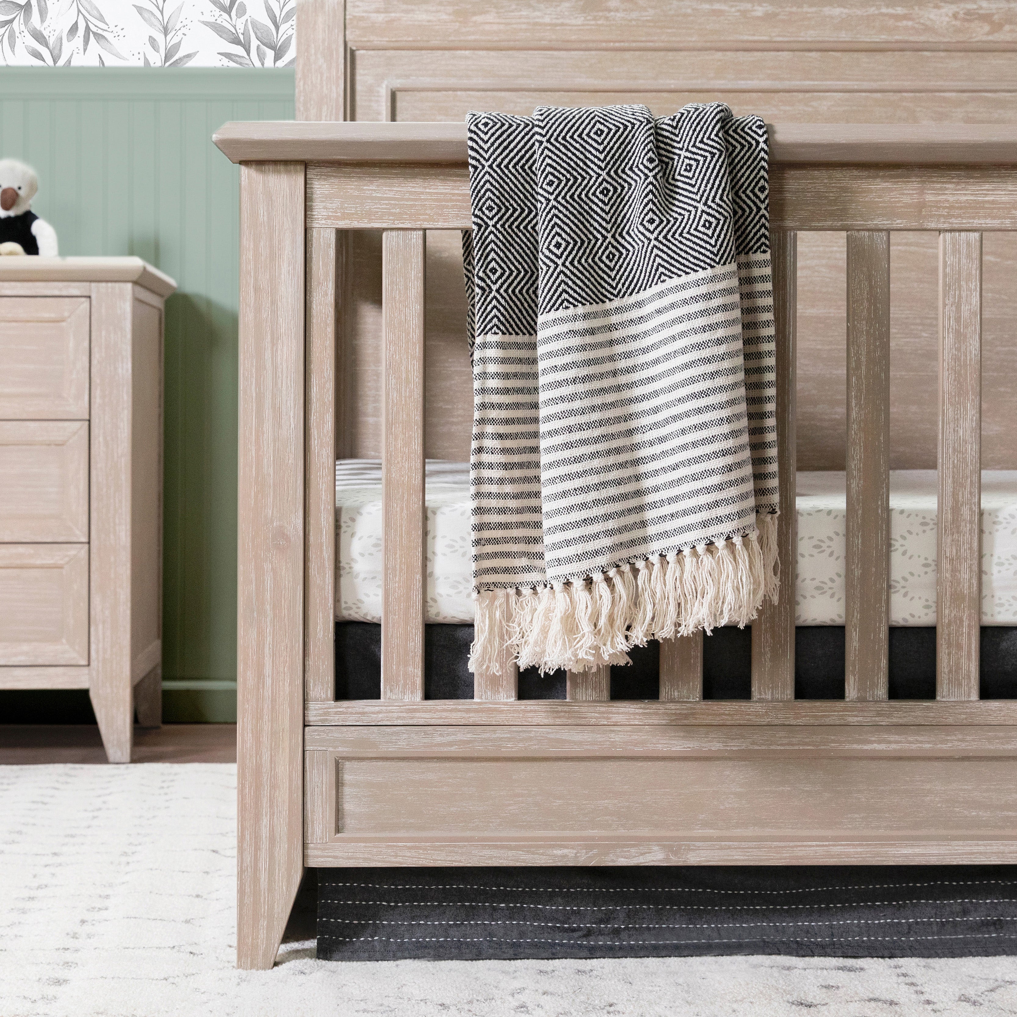 Beckett 4-in-1 Flat Top Convertible Crib - Tots to Teens Furniture
