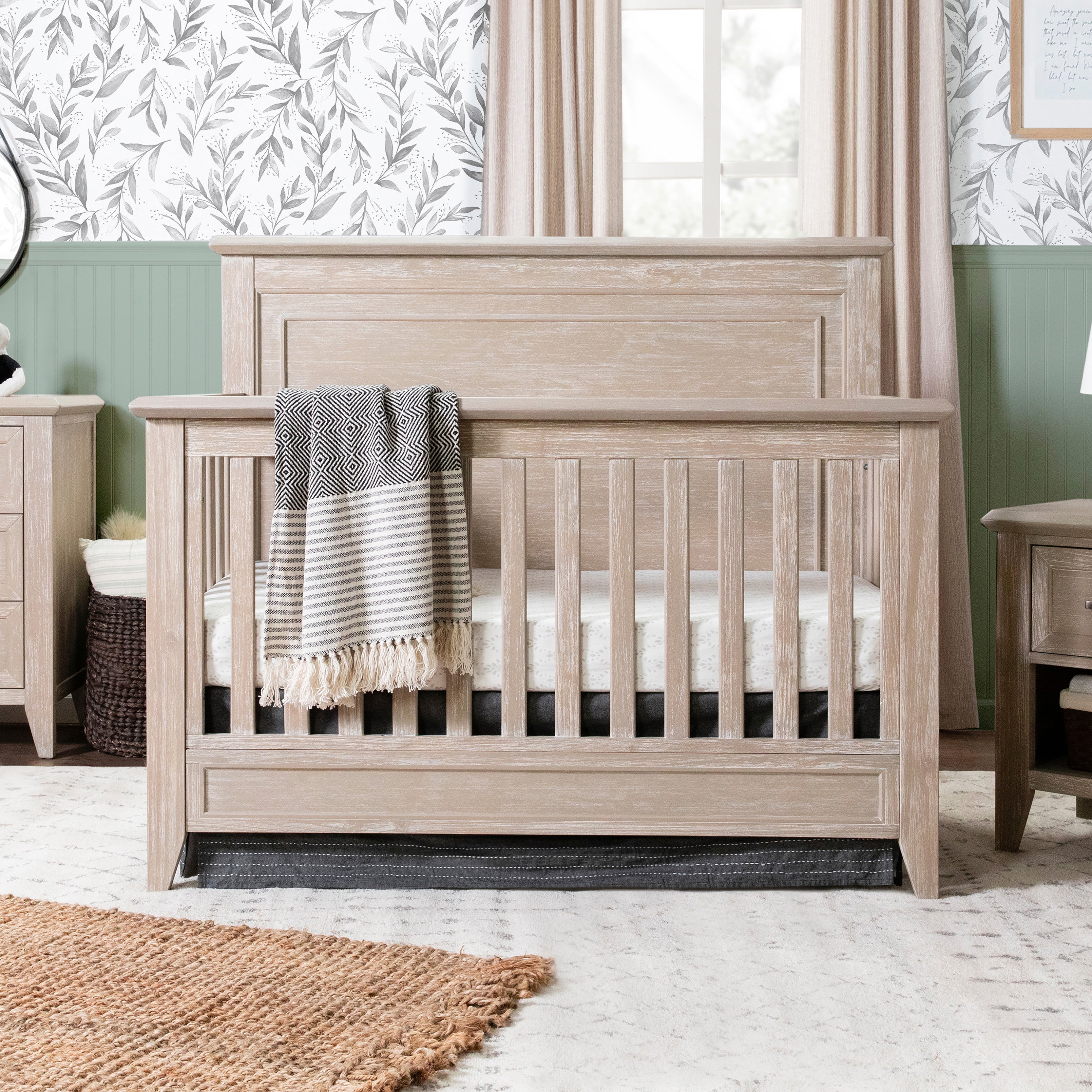 Beckett 4-in-1 Flat Top Convertible Crib - Tots to Teens Furniture