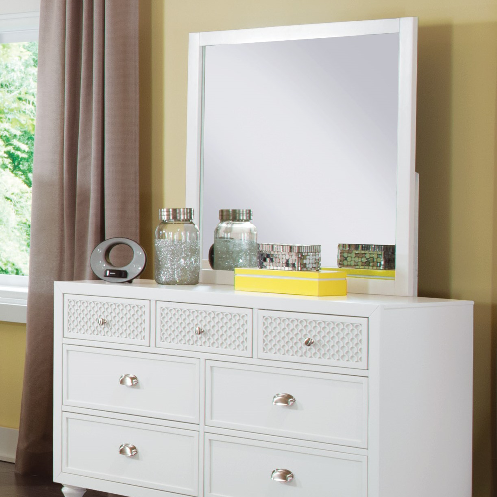 Amanda Mirror - Tots to Teens Furniture