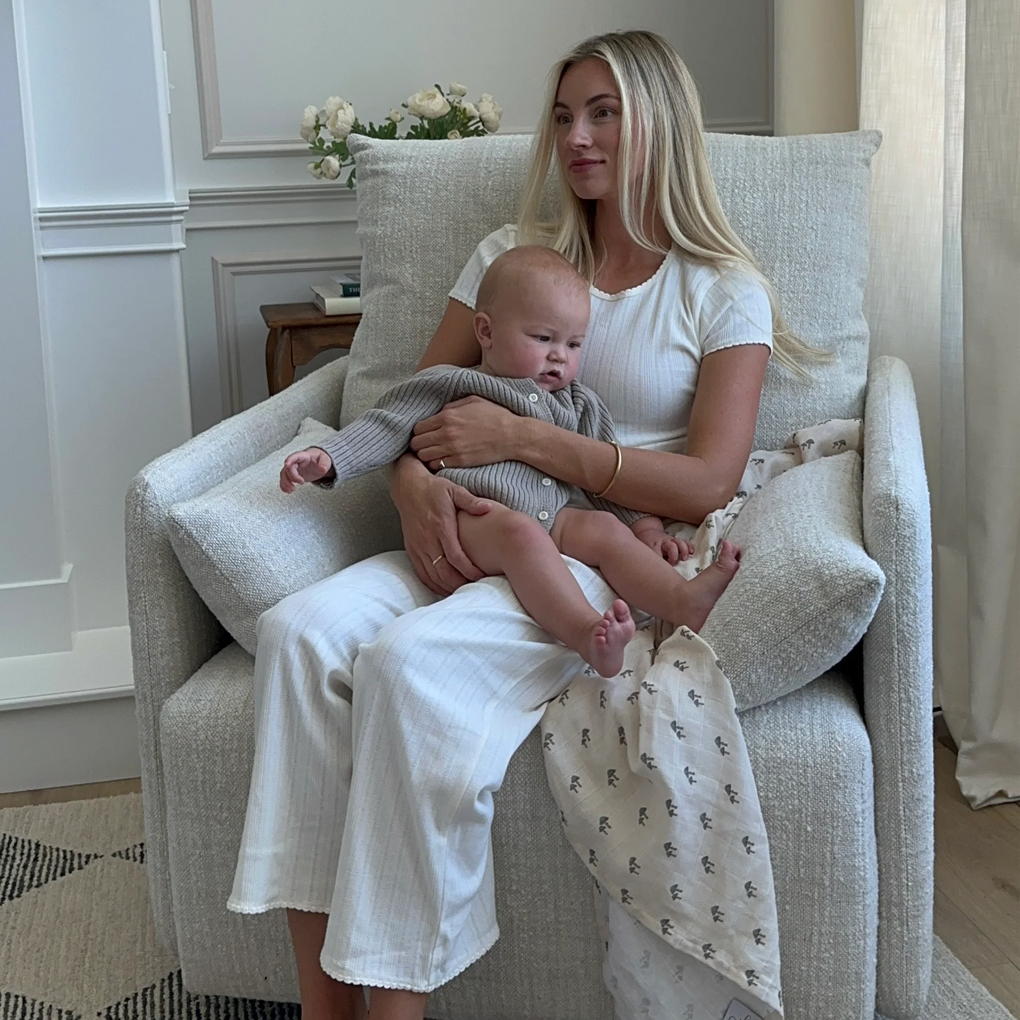 Oilo Ollie a Chair and a Half - Swivel Nursery Glider with Back Recline Feature