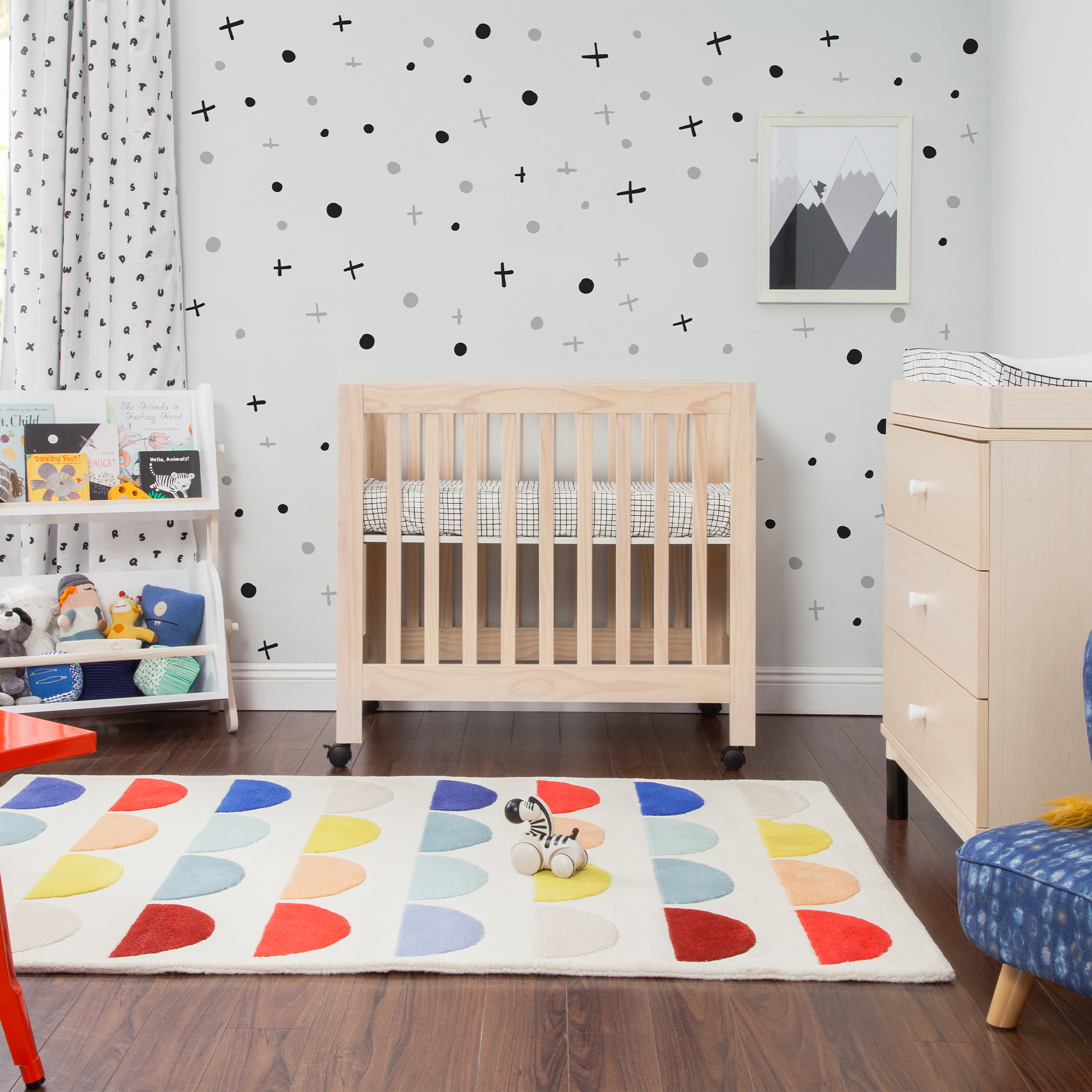 Origami Mini Crib - Tots to Teens Furniture