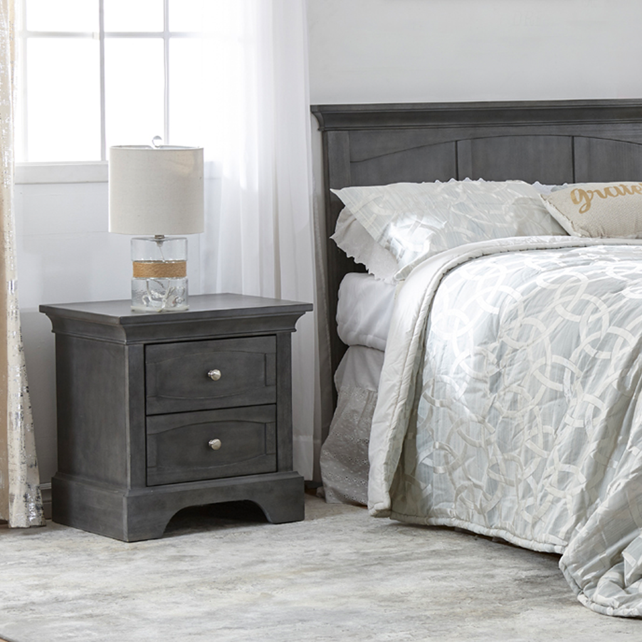 Ragusa Nightstand - Tots to Teens Furniture