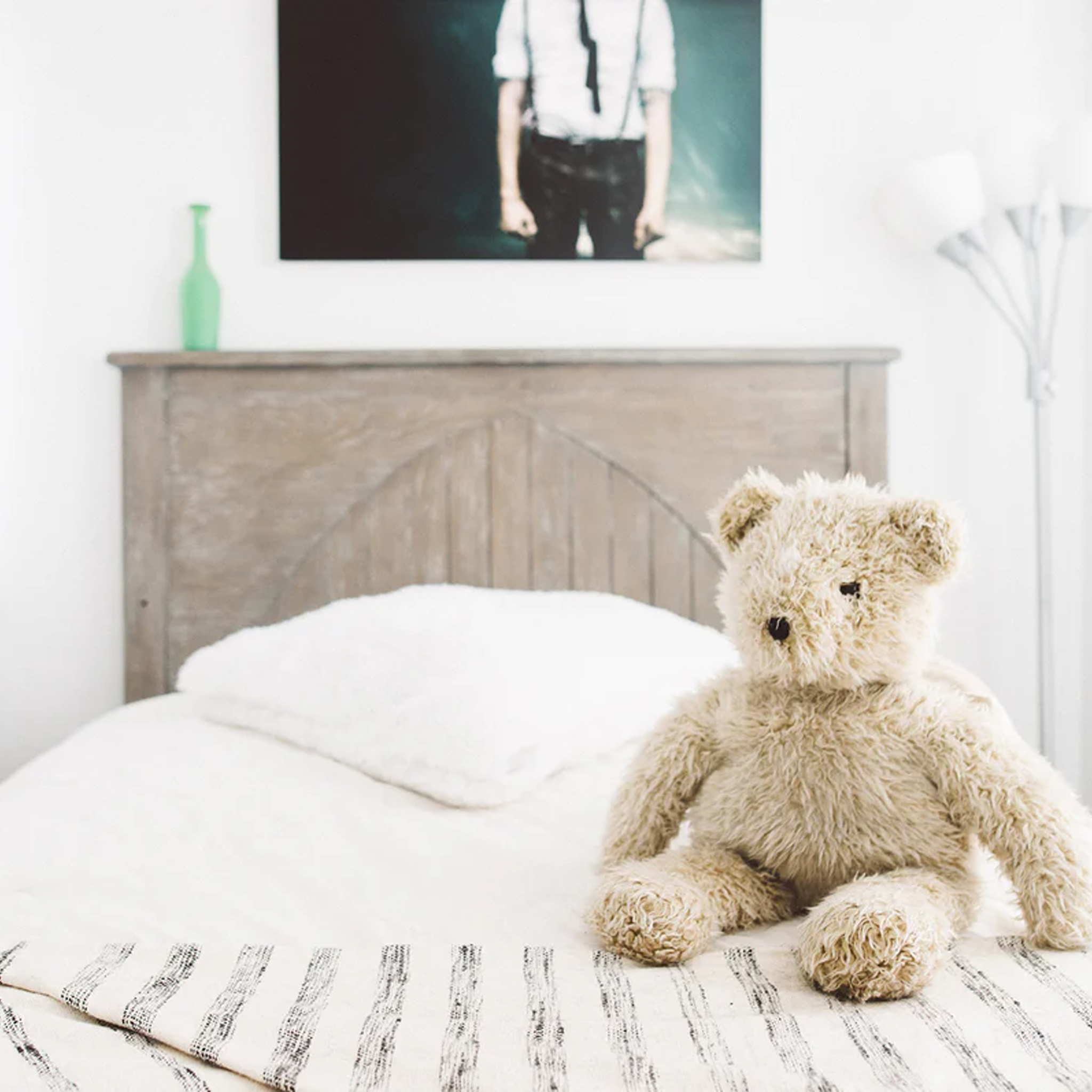 Relic Winchester Crib - Tots to Teens Furniture