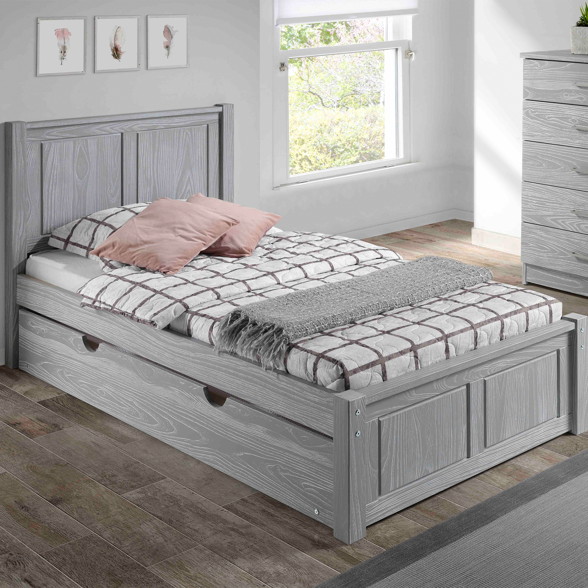 Salem Platform Bed - Tots to Teens Furniture
