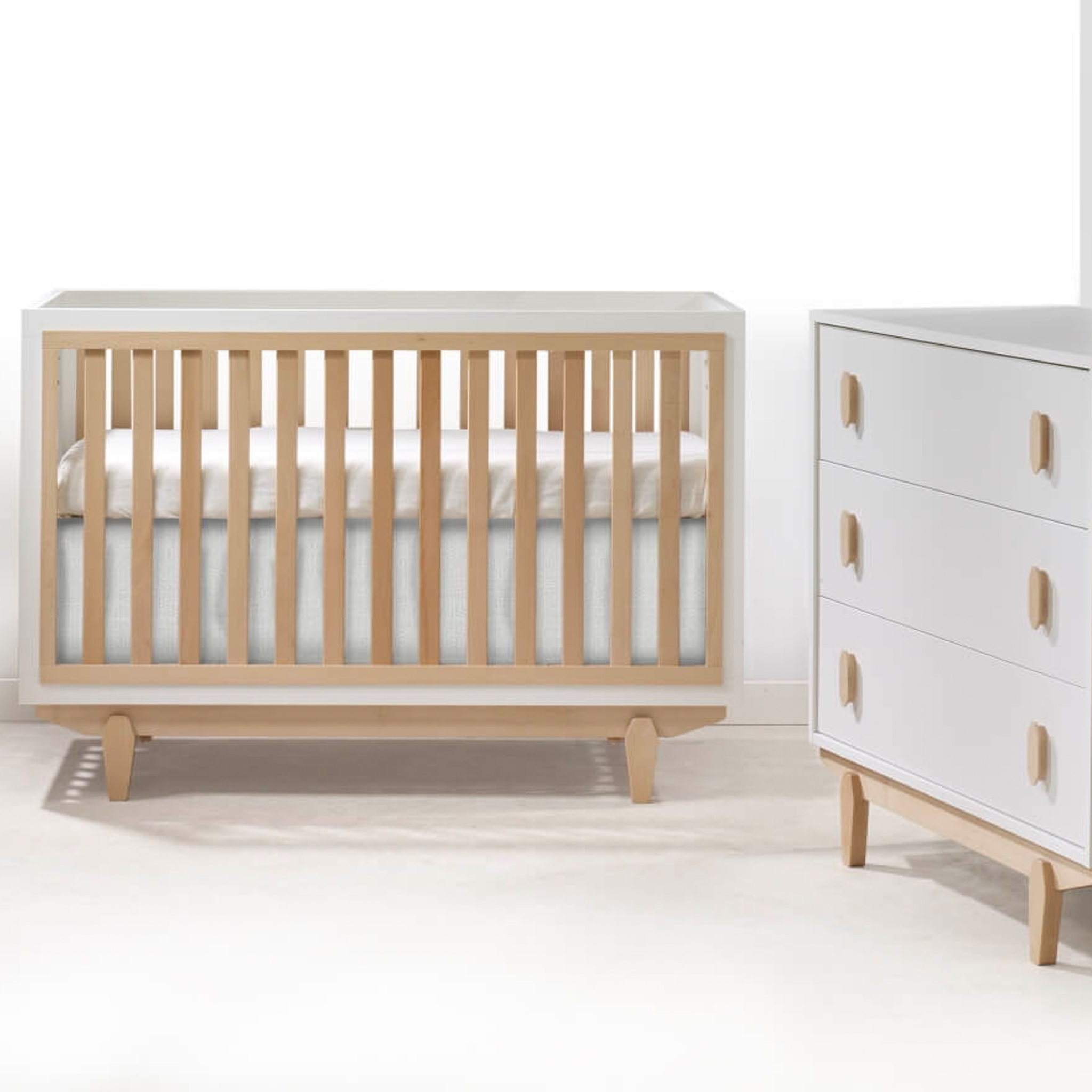 Tate Classic Crib - Tots to Teens Furniture