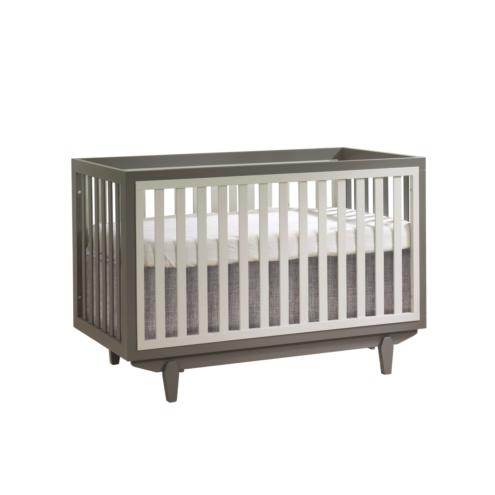 Tate Classic Crib & Dresser Set - Tots to Teens Furniture