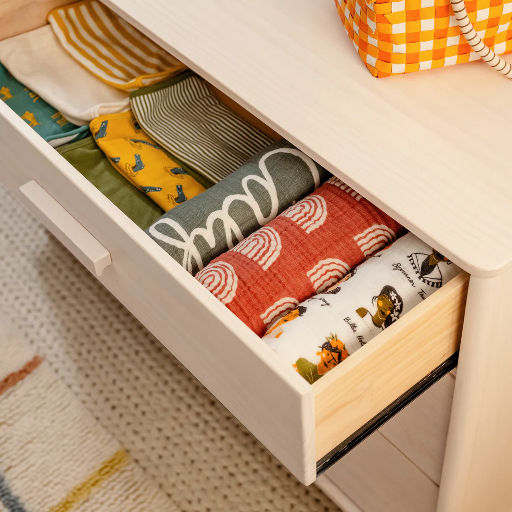 Lolly 6 Drawer Dresser - Tots to Teens Furniture