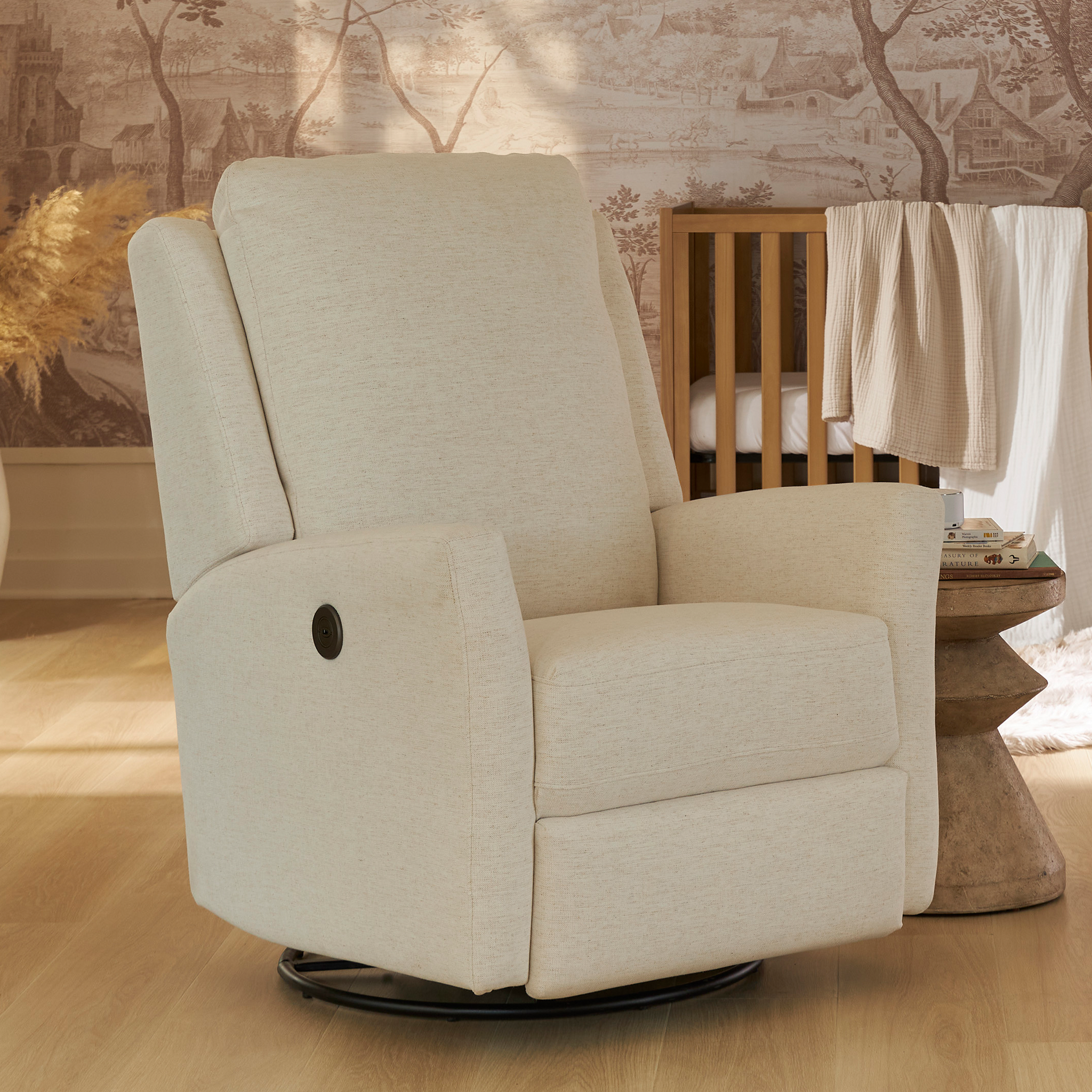 Heatherly Medium, Modern Styled Recliner - Tots to Teens Furniture