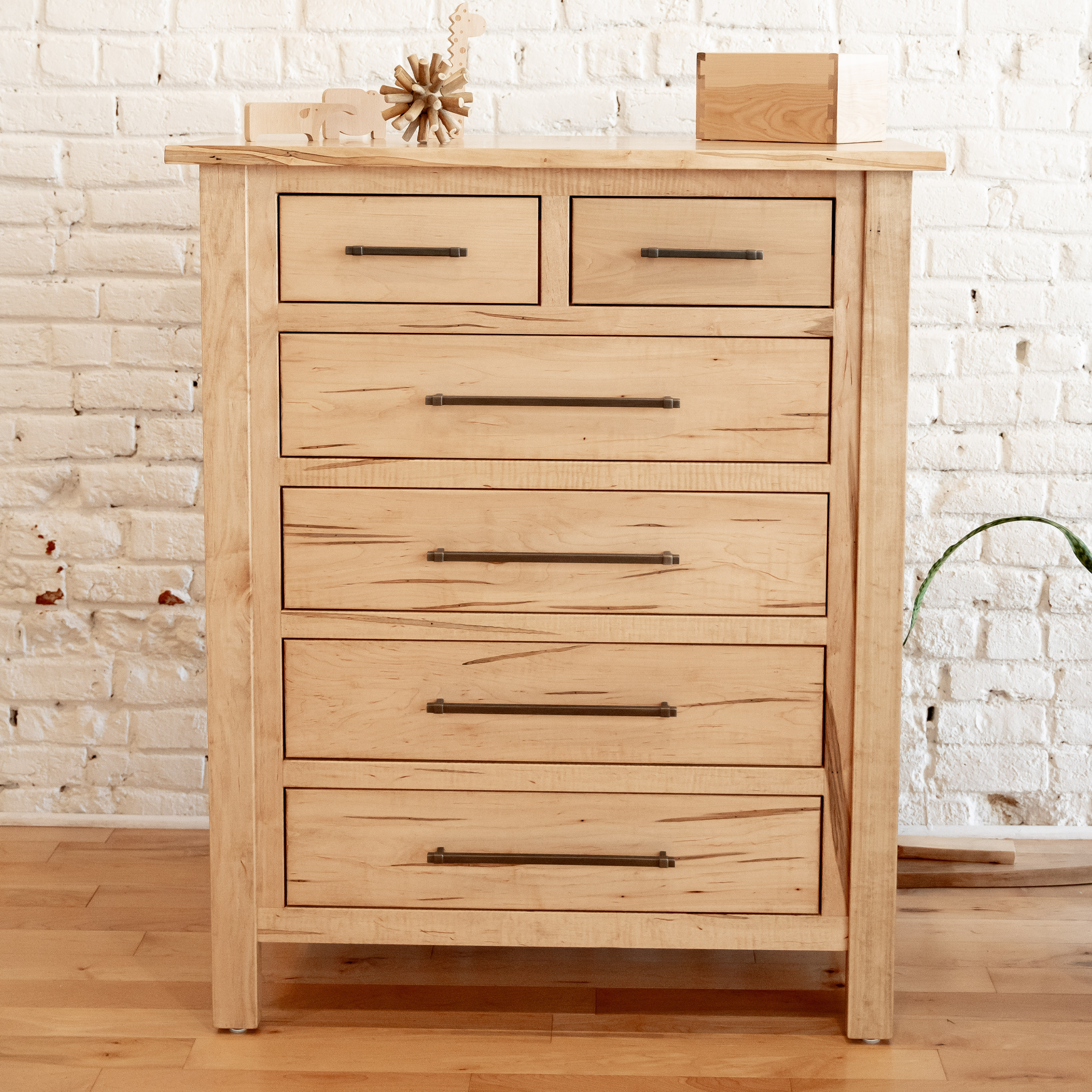 Tiegen 6 Drawer Tall Chest - Tots to Teens Furniture