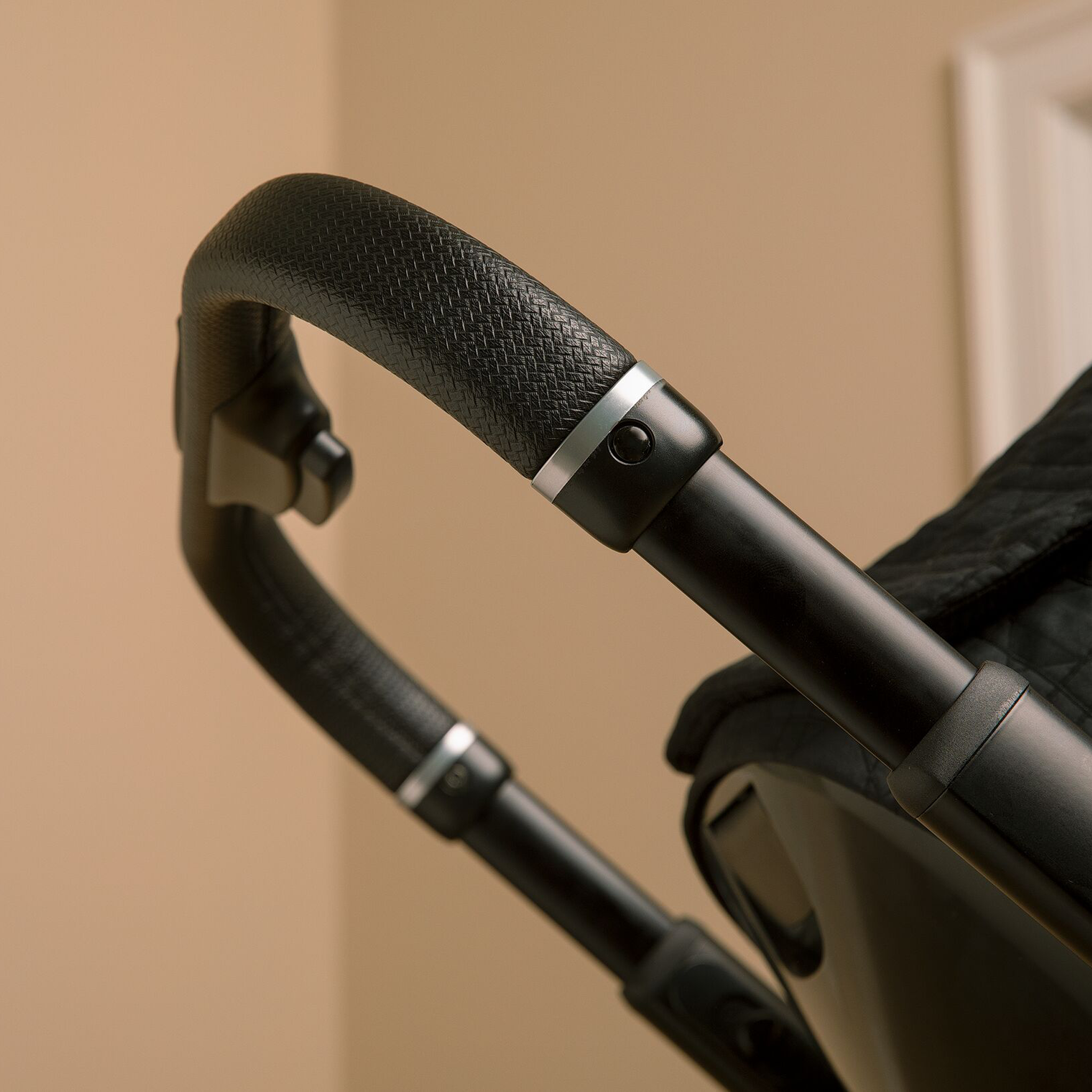 Tana 360° Rotating Modular Stroller - Tots to Teens Furniture