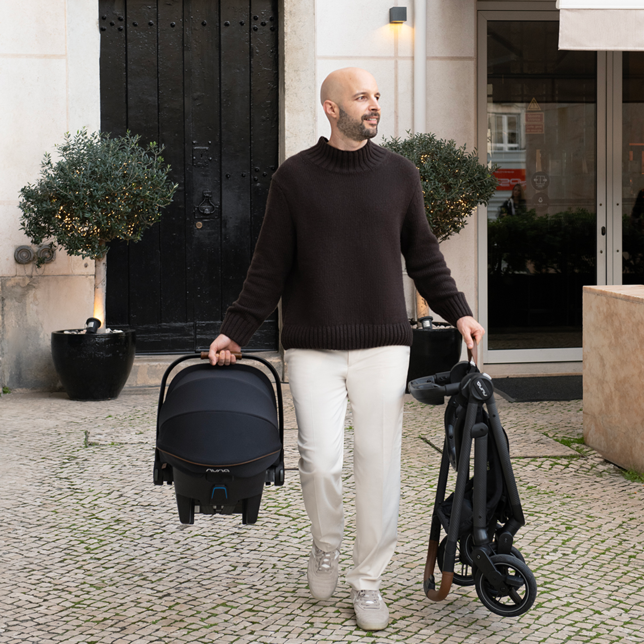 swiv + pipa urbn travel system - Tots to Teens Furniture