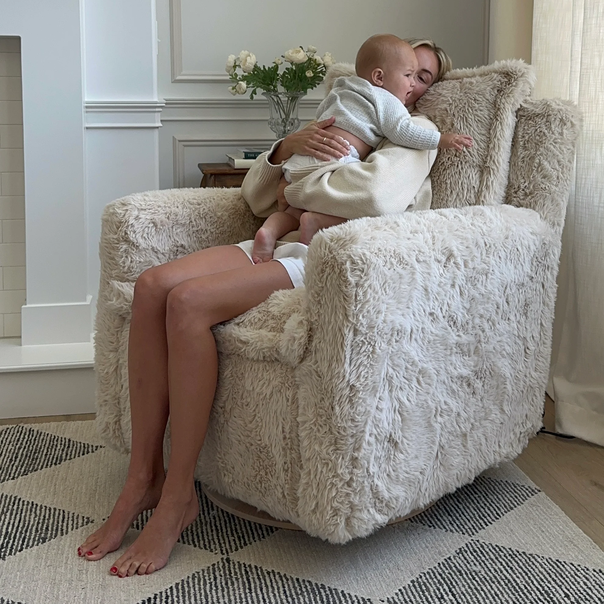 Oilo Flynn Gliding Swivel Recliner - Tots to Teens Furniture