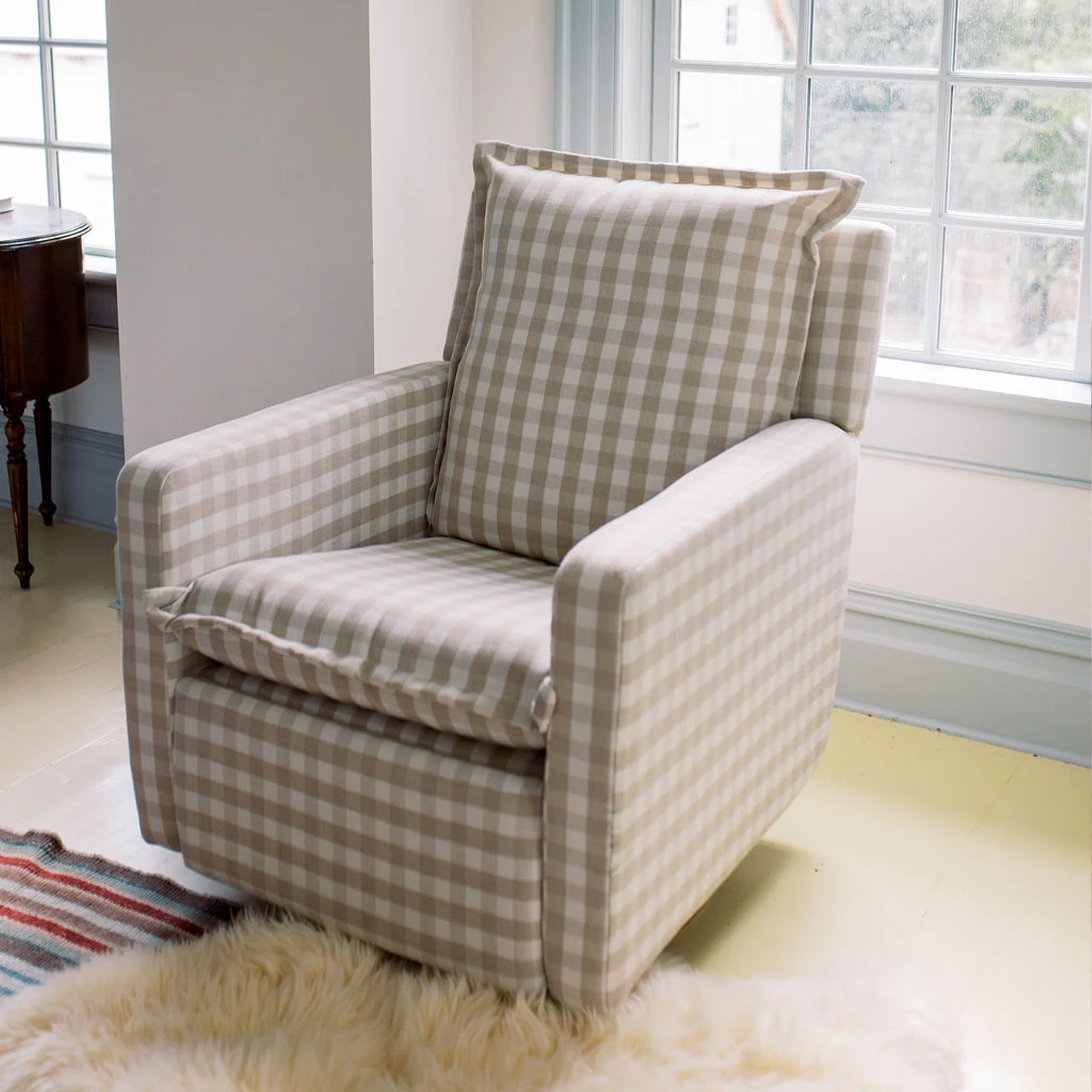 Oilo Flynn Gliding Swivel Recliner - Tots to Teens Furniture